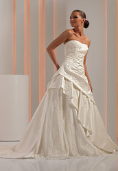 Дизайнерское свадебное платье