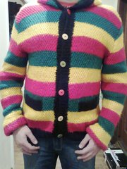 СРОЧНО. Продам вязаную кофту ямайской расцветки ручной работы. 180грн