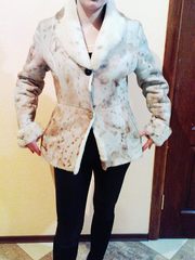 Новую короткую демисезонную легкую куртку-дубленку