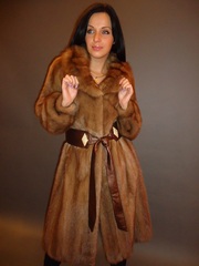Шуба-манто с воротником из соболя Италия - Kasta-Mexa