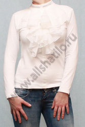 Белая блузка с воротничком стойка