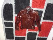 Почти новая кожанная куртка