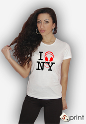 Стильные футболки с надписями