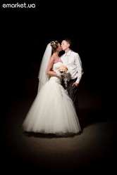 Потрясающее свадебное платье