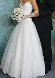 Продам своё свадебное платье. Шитое на заказ