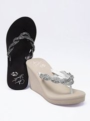 продам новые босоножки