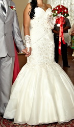 Свадебное платье продам!