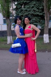 Продам малиновое платье размер 38 , в идеальном состоянии!!!