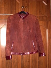 куртка, натуральная кожа. Хороший цвет. Размер 44.