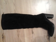 Продам зимние замшевые новые сапоги ALEX BELL