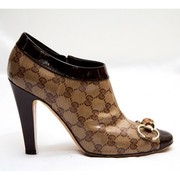 Продам женскую брендовую одежду, обувь от мировых дизайнеров