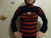 очень красивая кофточка, размер S