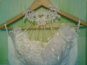 Продаю прекрасное пышное выпускное белое платье с розовым оттенком