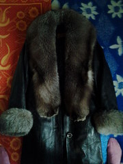 Продам зимнее кожаное пальто