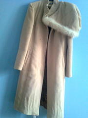 Пальто два, женские зимнее